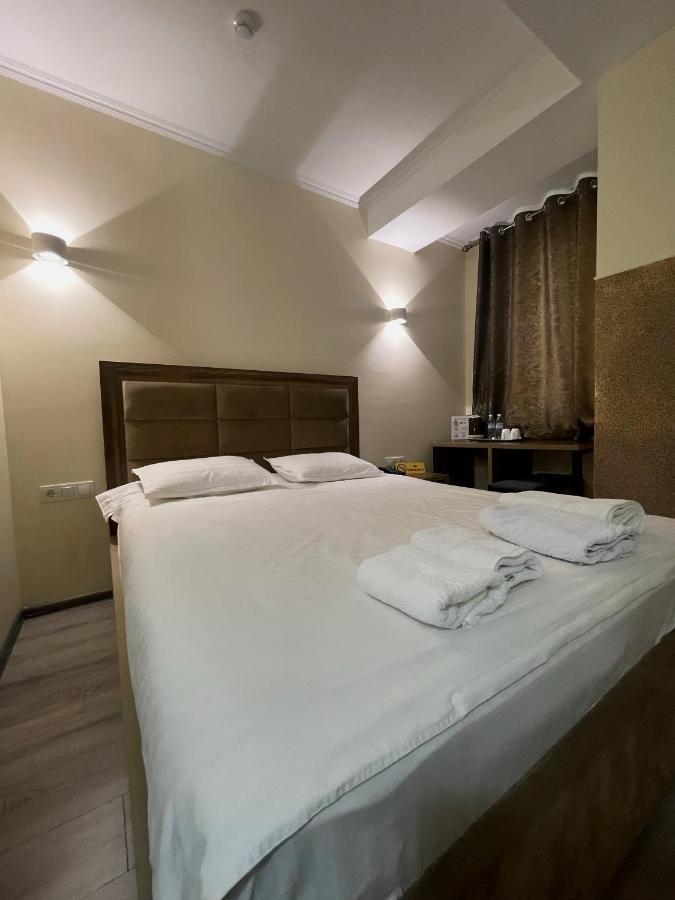 Hotel Nova Biškek Exteriér fotografie