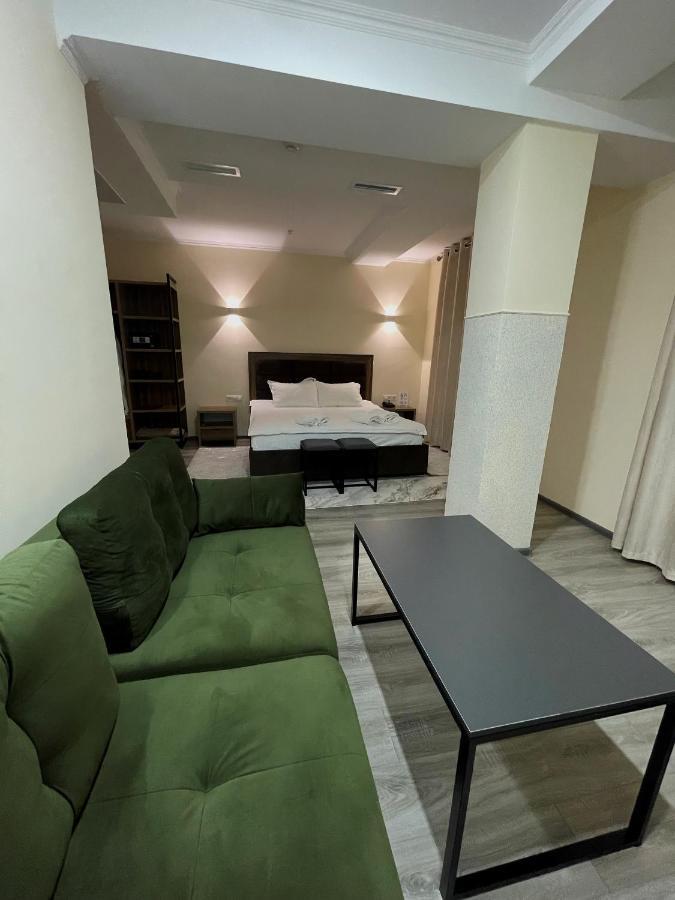 Hotel Nova Biškek Exteriér fotografie